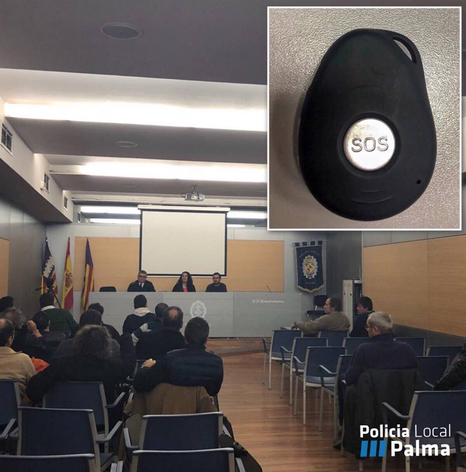 Seguretat Ciutadana i Mobilitat presenten als taxistes de Palma un sistema per la geolocalització permanent